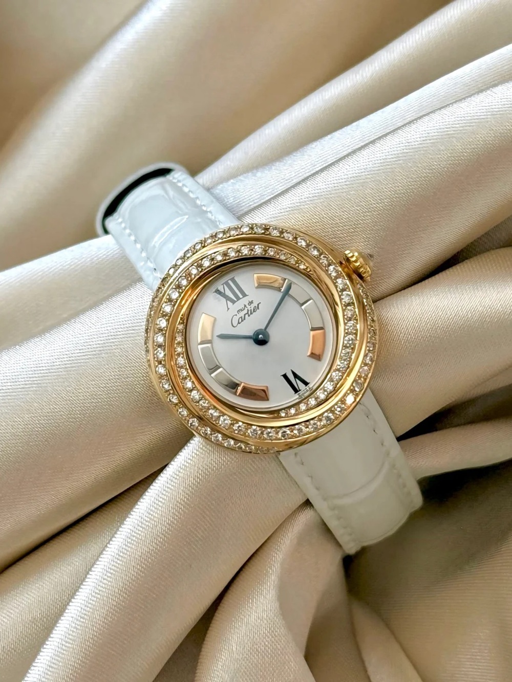 AUTHENTIC RARE CARTIER TRINITY REAL DIAMOND WATCH - WITH EXTRA STRAP & BOX